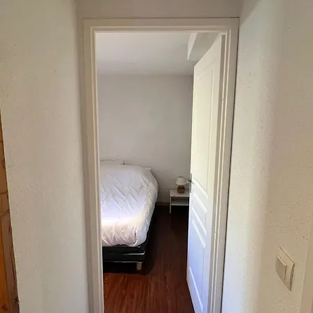 Montagne 4 Pers, Balcon Et Piscine - Fr-1-814-162 * Super Besse