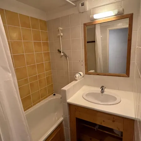 Apartmán Montagne 4 Pers, Balcon Et Piscine - Fr-1-814-162