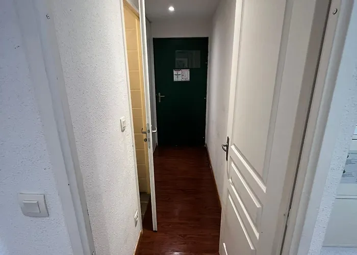 Montagne 4 Pers, Balcon Et Piscine - Fr-1-814-162 * Super-Besse